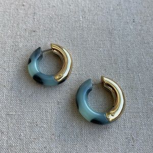 Stella & Dot Spruce Tortoise Shell and Gold Reversible Huggies